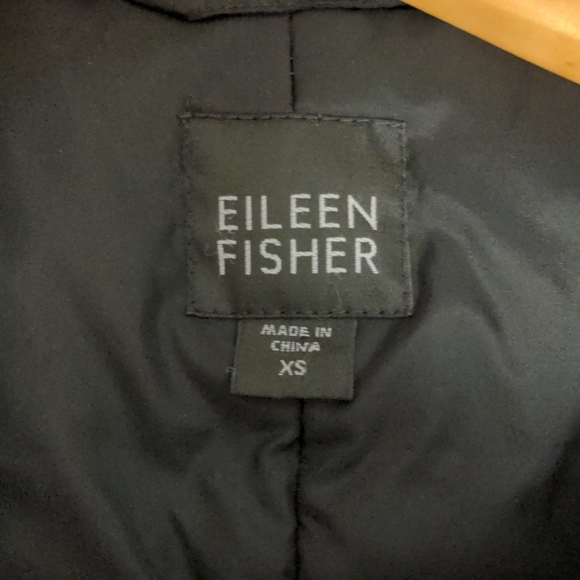 Eileen Fisher down coat size XS - Picture 3 of 9
